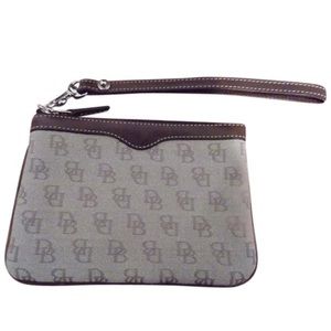 Dooney & Bourke wristlet